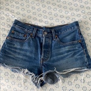 Levi’s 501 jean shorts